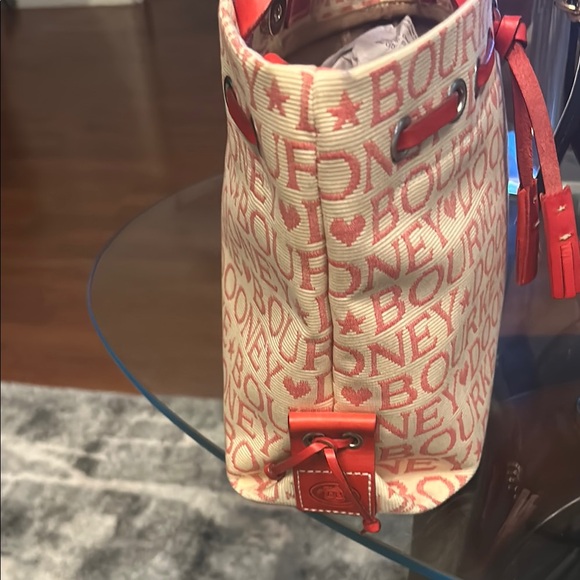 Dooney & Bourke Red and Cream Signature Tote - Picture 4 of 6